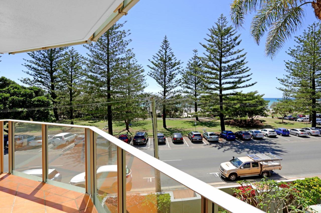 Pacific Regis Beachfront Holiday Apartments Gold Coast Cameră foto
